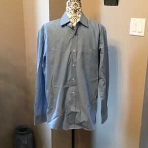 2/$15 Mens long sleeve,collared, button down shirt. Wrinkle free fabric